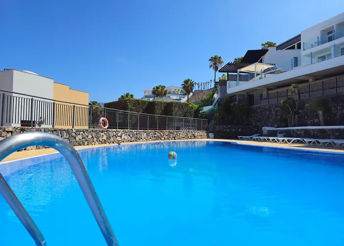 펜션 Obsidian Bentayga *