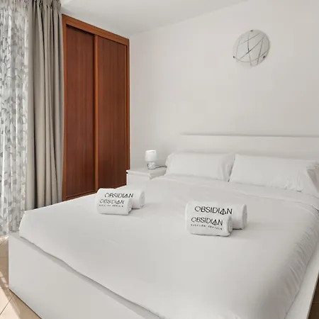 Дом отдыха Obsidian Bentayga *