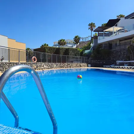 Obsidian Bentayga Адехе